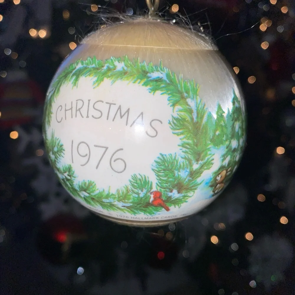 VINTAGE‎ 1976 HALLMARK Cards RUDOLPH THE RED NOSED REINDEER SATIN BALL ORNAMENT